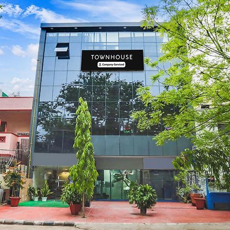 Super Townhouse Vikaspuri Hotel Deli Exterior foto
