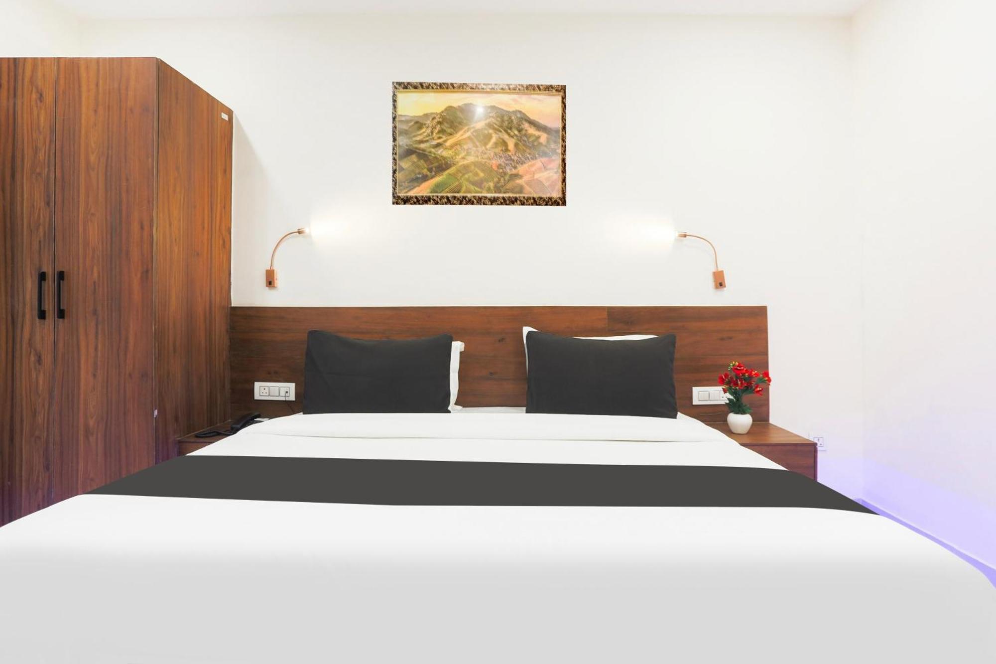 Super Townhouse Vikaspuri Hotel Deli Exterior foto