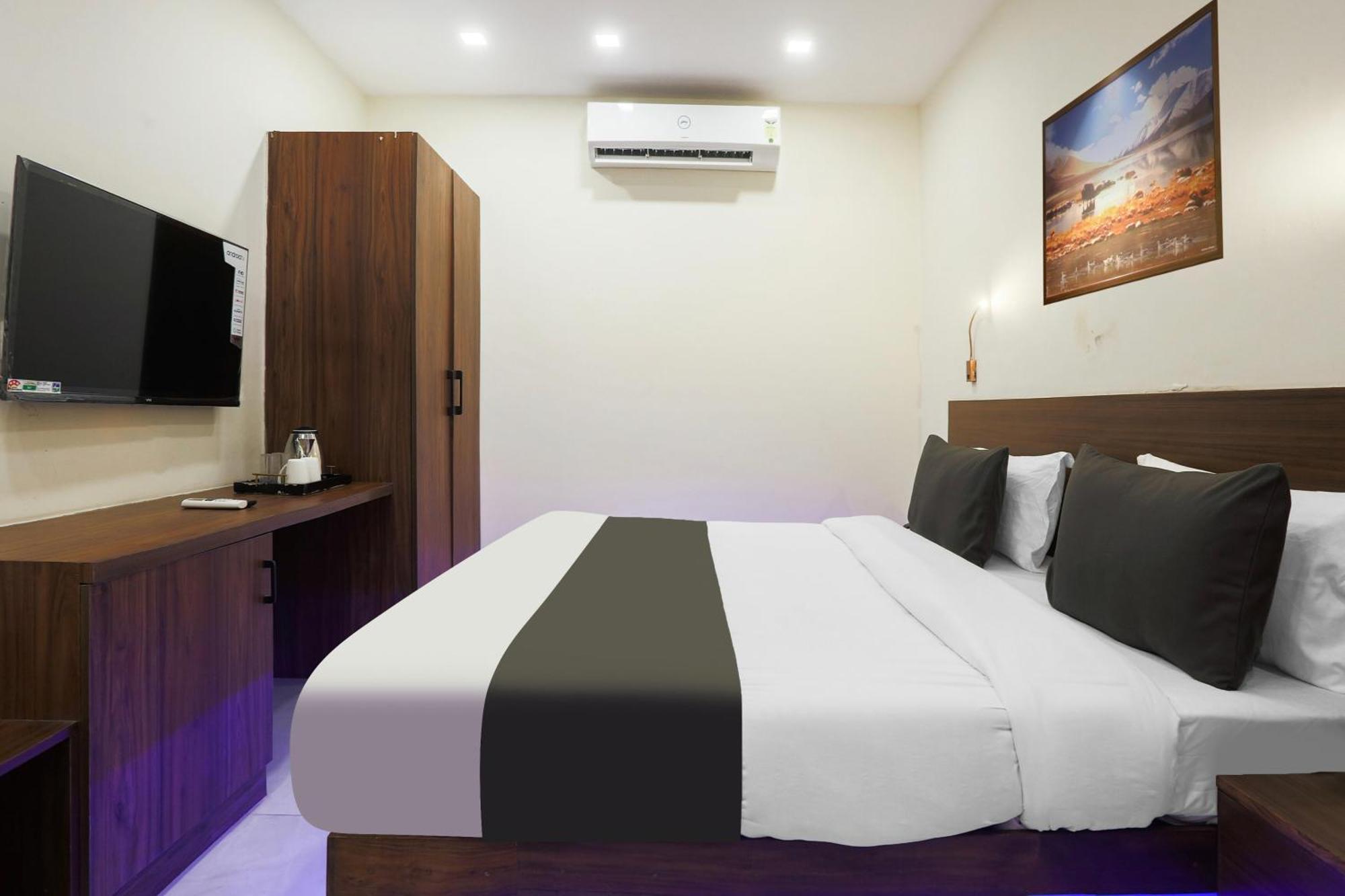 Super Townhouse Vikaspuri Hotel Deli Exterior foto