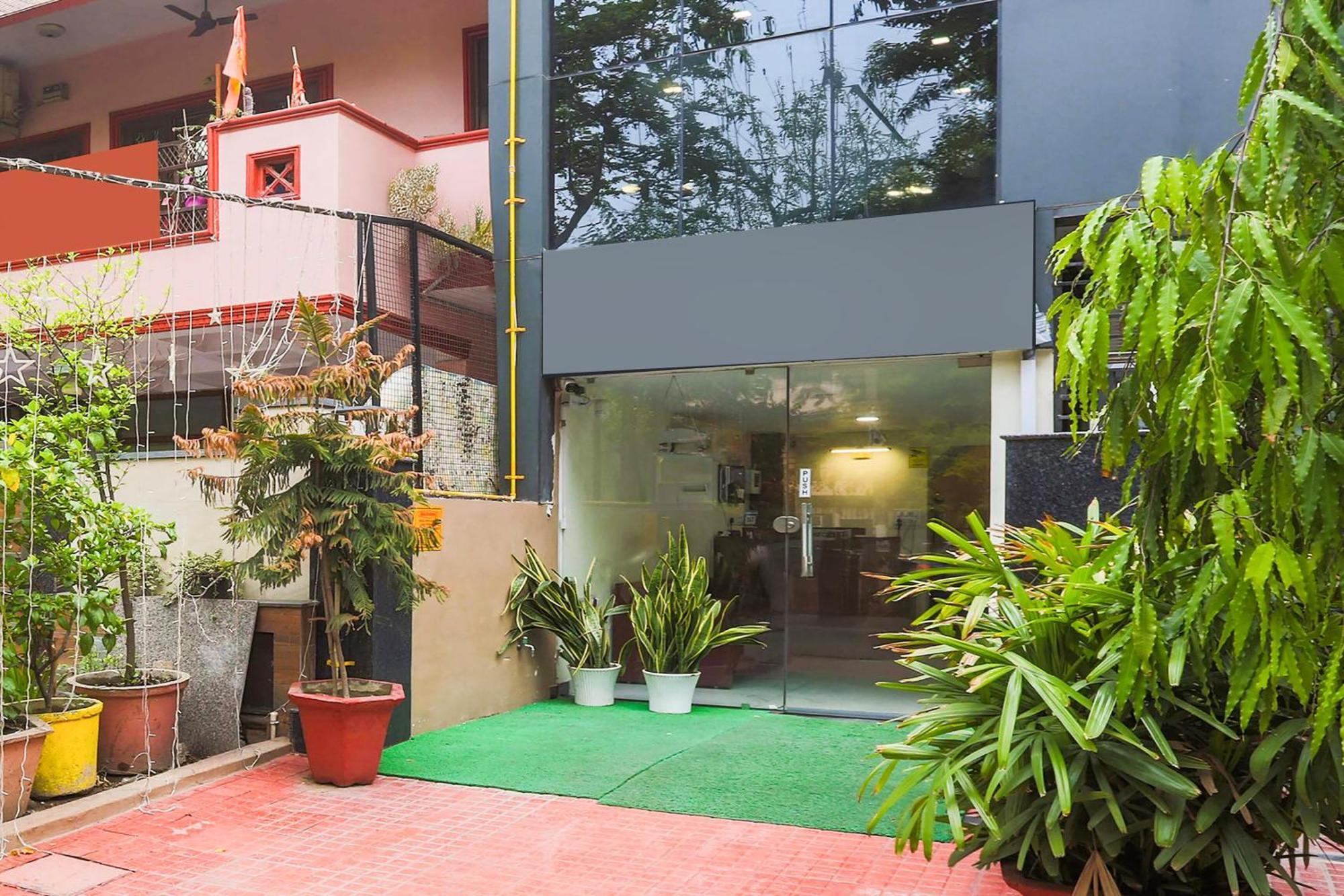 Super Townhouse Vikaspuri Hotel Deli Exterior foto