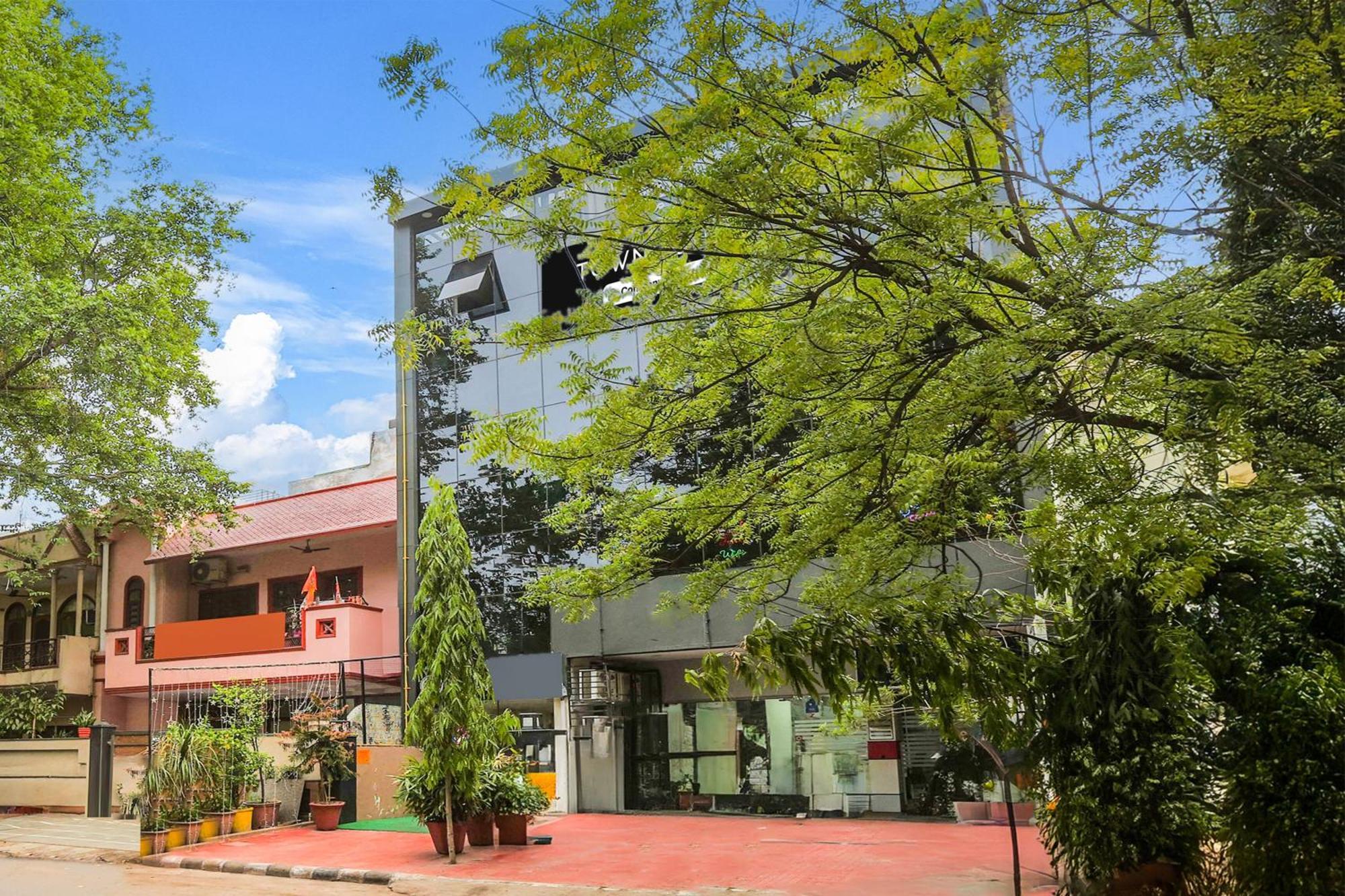 Super Townhouse Vikaspuri Hotel Deli Exterior foto
